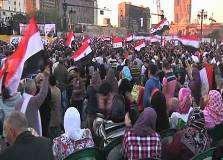 مصر، صدر مرسی کے حامیوں اور مخالفین کے درمیان جھڑپ، متعدد افراد زخمی