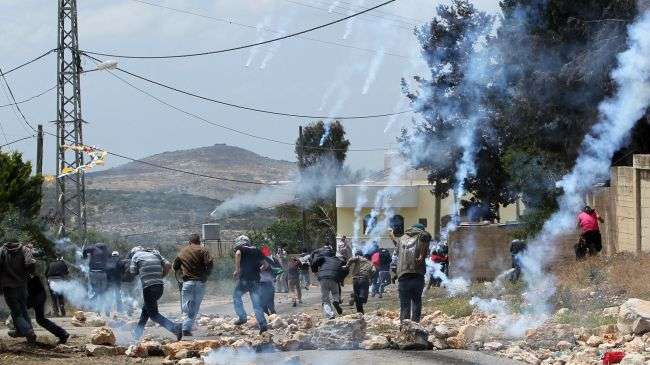Israeli troops, Palestinians clash in West Bank