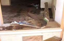 کراچی، نامعلوم افراد نے جماعت اسلامی کے دفتر کو نذر آتش کردیا