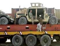 افغانستان، امریکی افواج کا انخلاء جاری، 12 فوجی گاڑیاں طورخم کے راستے پاکستان میں داخل