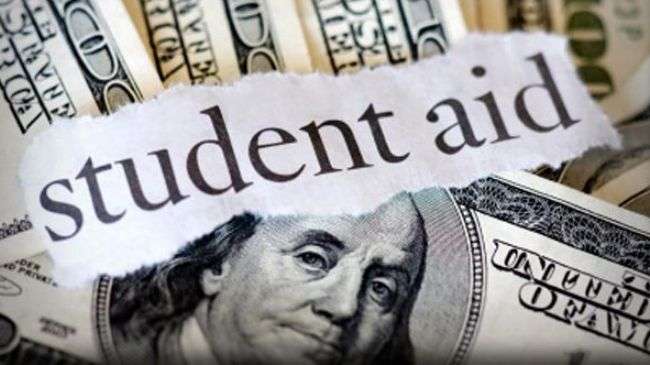 US colleges give more financial aid to wealthy students: Study