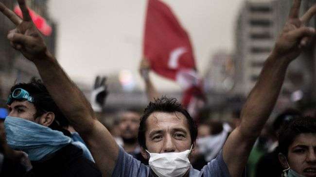 Turkey trade unions join anti-government protests