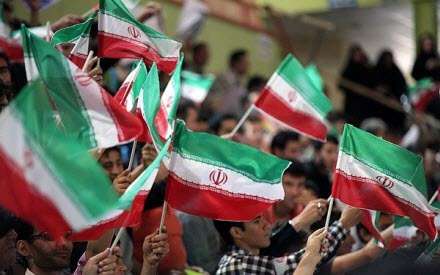 ایران کے صدارتی امیدوار اپنی انتخابی مہم کے دوران