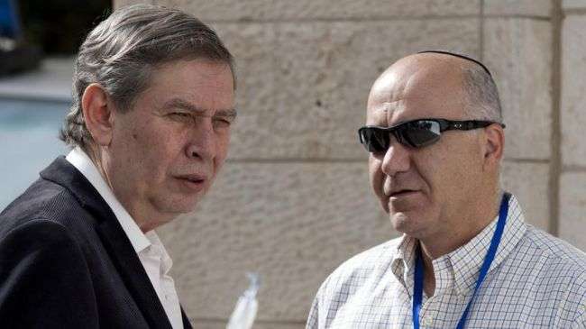 Mossad, Shin Bet warn Bibi on foreign ministry staffers