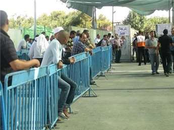 Police: 75,000 perform Ramadan prayers at Al-Aqsa