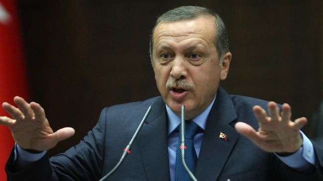 Sorğu: Türkiyənin hakim partiyası AKP-nin nüfuzu aşağı düşüb