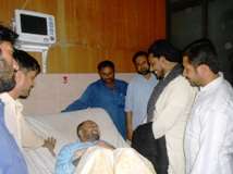 ملتان، علامہ اقتدار نقوی کی نشتر ہسپتال ملتان میں مجاہد عباس گردیزی کی عیادت، صحتیابی کے لیے دعا