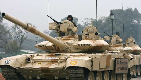 Indian army signs $470 deal to receive T-90 tank missiles