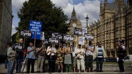 شام پر ممکنہ امریکی حملے کیخلاف امریکہ اور یورپ میں احتجاجی مظاہرے