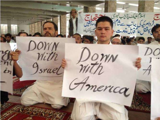 کوئٹہ میں ایم ڈبلیو ایم کے زیر اہتمام شام پر ممکنہ امریکی حملے کیخلاف احتجاجی مظاہرہ