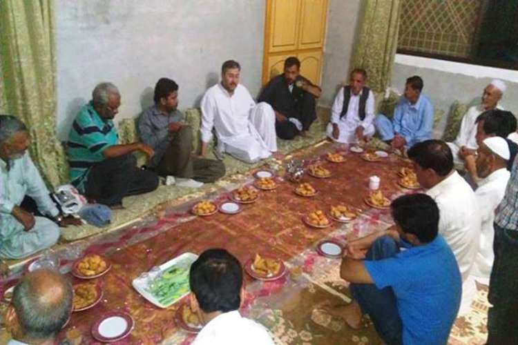 کوئٹہ میں رکن بلوچستان اسمبلی سید محمد رضا سے انجمن حسینی ہزارہ گوٹھ کراچی کے وفد کی ملاقات