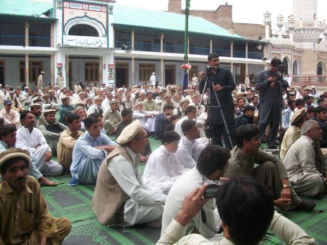 پاراچنار کے مرکزی امام بارگاہ میں عید غدیر کی مناسبت سے ہونیوالے جلسے کا پہلا دن
