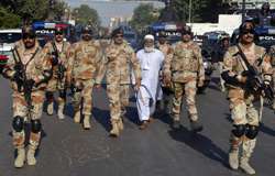 پولیس اور رضاکاروں کی مدد سے دہشتگردوں کے تمام منصوبے خاک میں ملا دیئے، ڈی جی رینجرز سندھ
