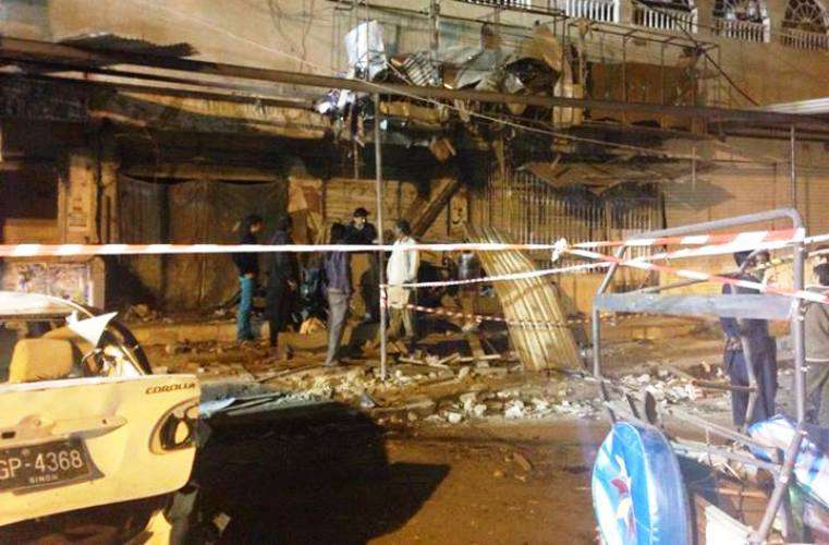 کراچی کے علاقے انچولی میں 2 بم دھماکے، 6 افراد شہید 40 سے زائد زخمی