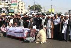شہید علامہ دیدار جلبانی اور انکے محافظ کی نماز جنازہ علامہ ناصر عباس کی زیر اقتداء ادا کردی گئی
