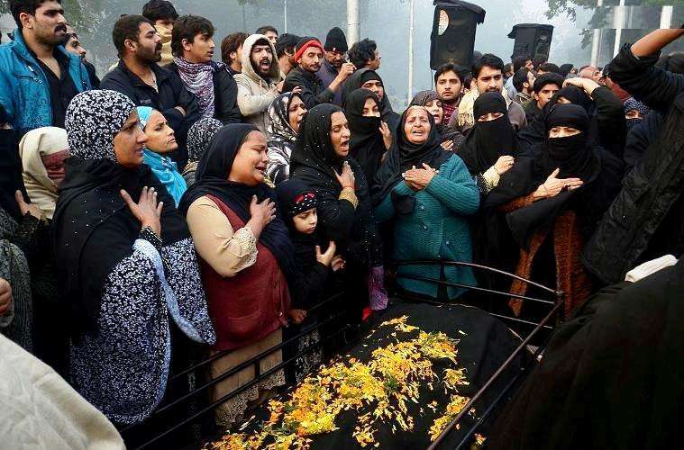 علامہ ناصر عباس کی نماز جنازہ اور احتجاجی دھرنے کے مناظر