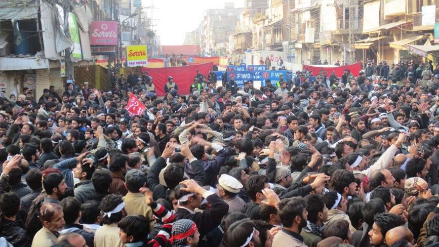 راولپنڈی میں اربعین حسینی کے موقع پر حسینیوں کا ٹھاٹھیں مارتا سمندر