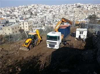 Israelis begin construction on new settlement in central Hebron
