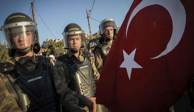Turkey Fires 350 Ankara Police Officers over Graft Scandal