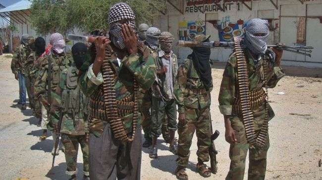 Somalia Shabab imposes ban on Internet