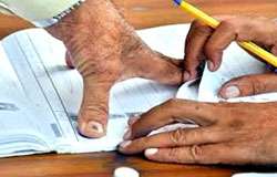 خوشاب کے ضمنی انتخاب میں دھاندلی کا الزام، پی ٹی آئی کارکن اور اعلیٰ قیادت سڑکوں پر