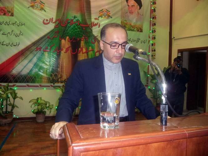 ایرانی قونصل جنرل کراچی مہدی سبحانی خطاب کر رہے ہیں