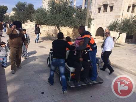 18 injured as Israeli forces raid Al-Aqsa after prayers