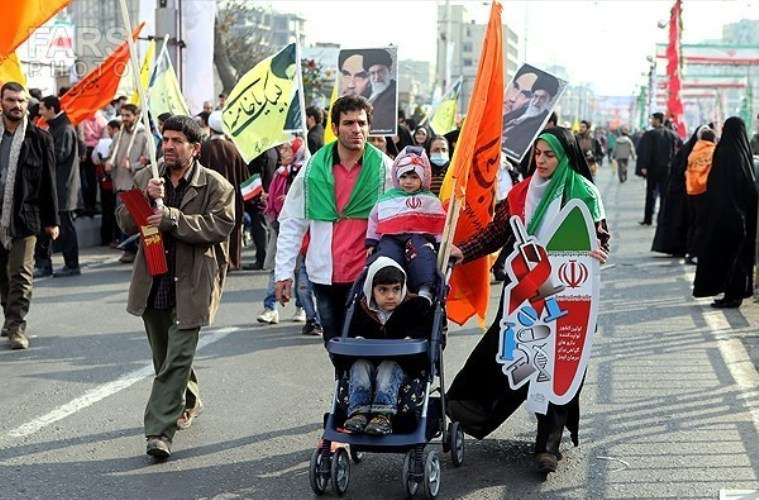 انقلاب اسلامی ایران کی سالگرہ کے موقع پر منعقدہ ریلیوں میں ایران کے تمام شہروں سے عوام کی پرجوش شرکت