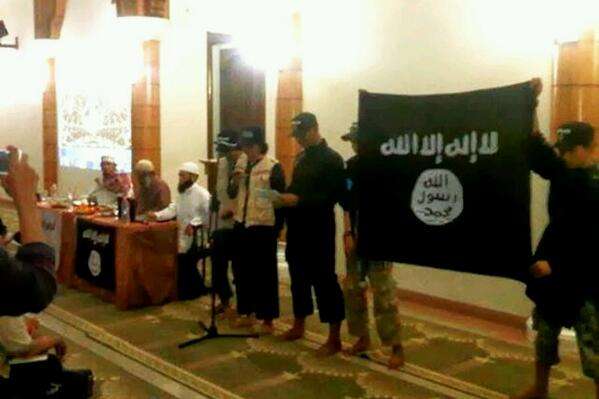 Perlahan, para pendukung ISIS di Indonesia mulai terbuka menunjukkan dukungannya.