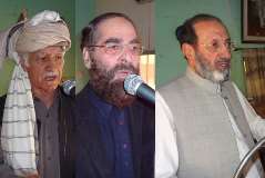 حکومت فاٹا کو طالبان کے حوالے کرنا چاہتی ہے، ایاز خان وزیر