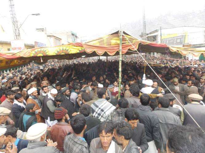 عوامی ایکشن کمیٹی بلتستان کے زیراہتمام یادگار شہداء اسکردو پر 6 روز سے جاری دھرنے کی تصویری جھلکیاں