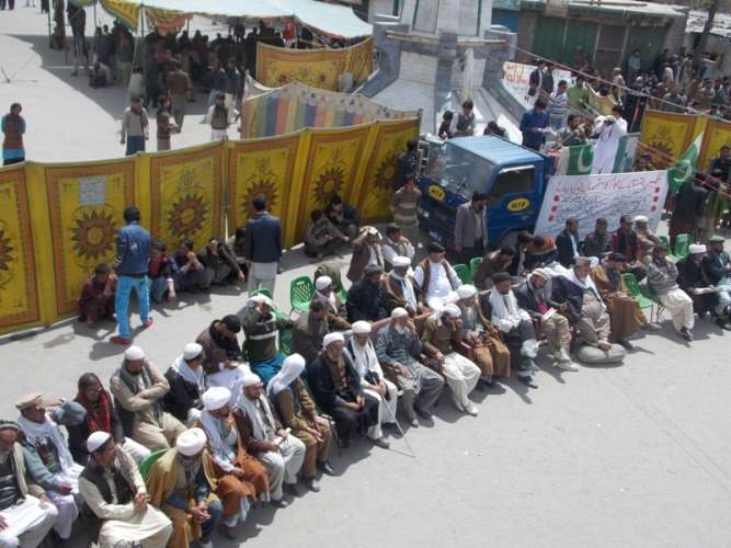 عوامی ایکشن کمیٹی بلتستان کے زیراہتمام یادگار شہداء اسکردو پر9 روز سے جاری تاریخی دھرنے کی تصویری جھلکیاں