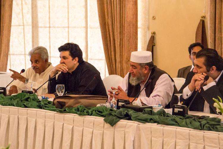 اسلام آباد میں دس سیاسی جماعتوں پر مشتمل فاٹا کمیٹی کے اجلاس کے مناظر