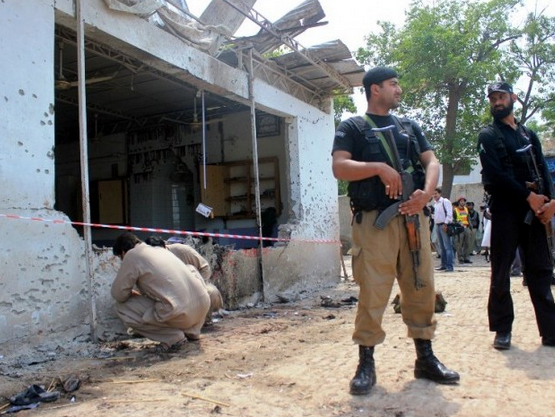 دو انفجار و حداقل 26 مجروح در پاکستان