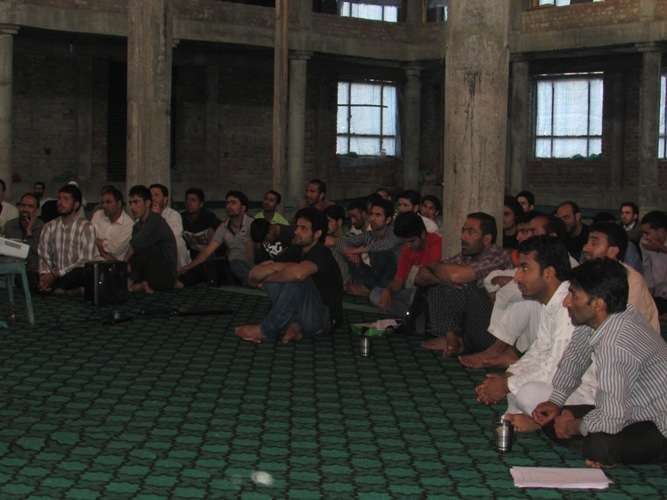مقبوضہ کشمیر کے ماگام میں الکوثر ویلفیر سوسائٹی کے زیراہتمام امام خمینی (رہ) کی برسی پر ’’وحدت کانفرنس‘‘ کا انعقاد
