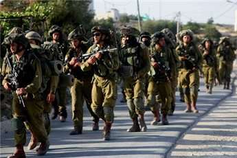 Israeli forces detain 300, raid over 750 homes in last week