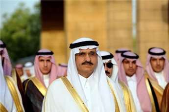 Saudi king sacks deputy defense minister
