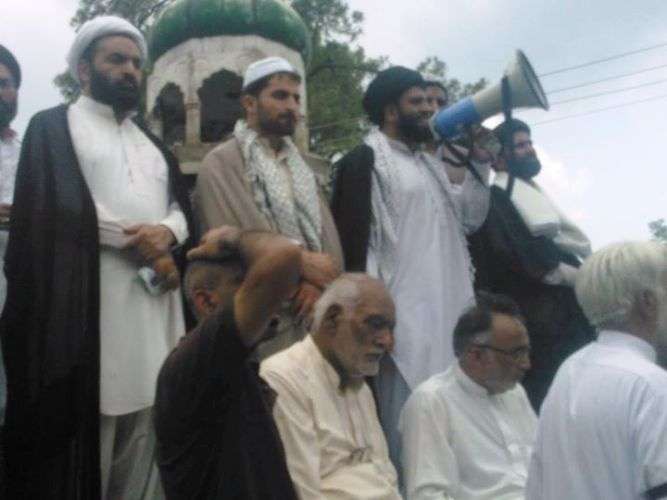 ایبٹ آباد، خطیب آل محمد شہید وسیم شیرازی اور ان کے والد کے قتل کے خلاف احتجاجی مظاہرہ