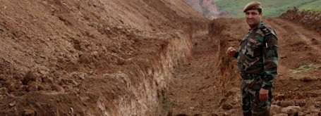 Kurdistan builds trenches to demark its borders