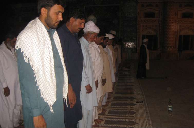 ڈی آئی خان، ایس یو سی خیبر پختونخوا کے صدر علامہ رمضان توقیر کیجانب سے شہداء کے ورثا کے اعزاز میں افطار پارٹی