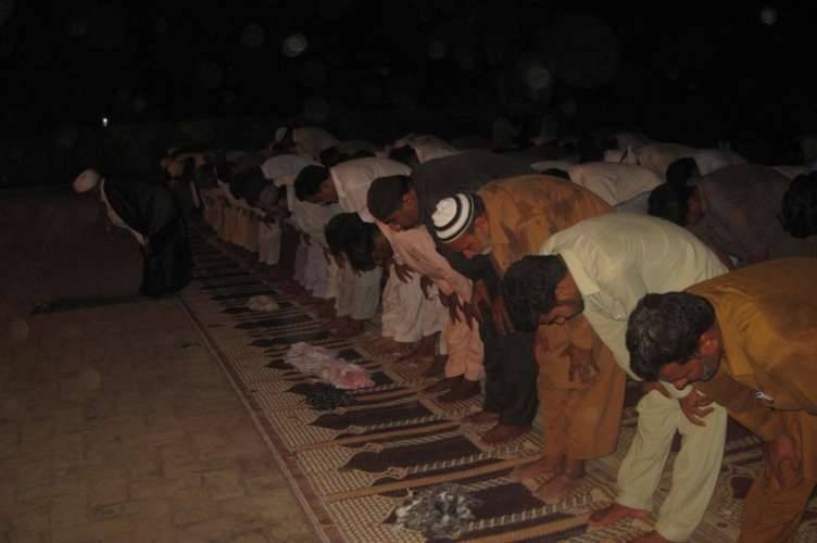 ڈی آئی خان، ایس یو سی خیبر پختونخوا کے صدر علامہ رمضان توقیر کیجانب سے شہداء کے ورثا کے اعزاز میں افطار پارٹی