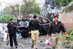 پشاور، ریموٹ کنٹرول بم حملہ، ایک اہلکارجاں بحق