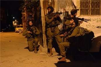 Palestinians clash with Israeli troops in Jerusalem, Bethlehem