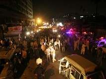 کراچی، کوسٹر میں دھماکے سے 4 افراد زخمی