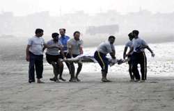 کراچی، مزید 3 لاشیں ملنے کے بعد سمندر میں ڈوب کر مرنے والوں کی تعداد 39 ہوگئی