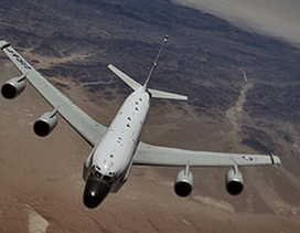 نیویورک تایمز: گریز هواپیمای نظامی آمریکا از تعقیب جنگنده روسی