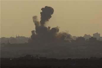 Israel carries out airstrikes in Gaza despite the truce