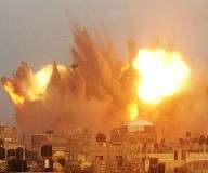 حماس کے راکٹ حملوں کا بہانہ بنا کر غزہ پر پھر سے صیہونی وحشیانہ بمباری شروع