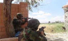 الجيش السوري يستهدف الارهابيين في الرقة
