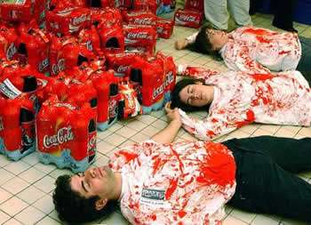 “Coca Cola” Bakı mağazalarından məhsulların yığılmasını təsdiqlədi